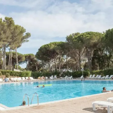 Bel Vue Sur Parc 1 Fermee Et 1 Espace Cabine * Saint-Raphael (Var)